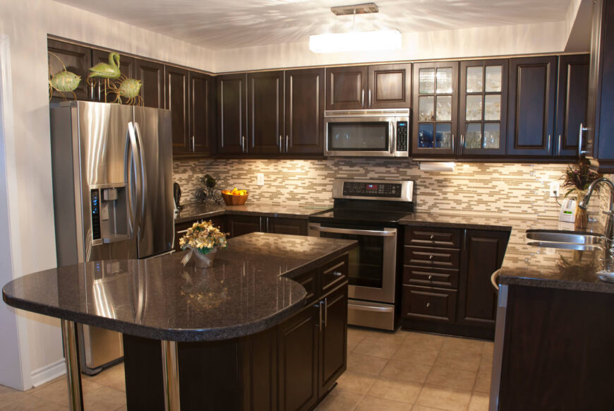 52 Dark Kitchens With Dark Wood or Black Kitchen Cabinets – Home ...