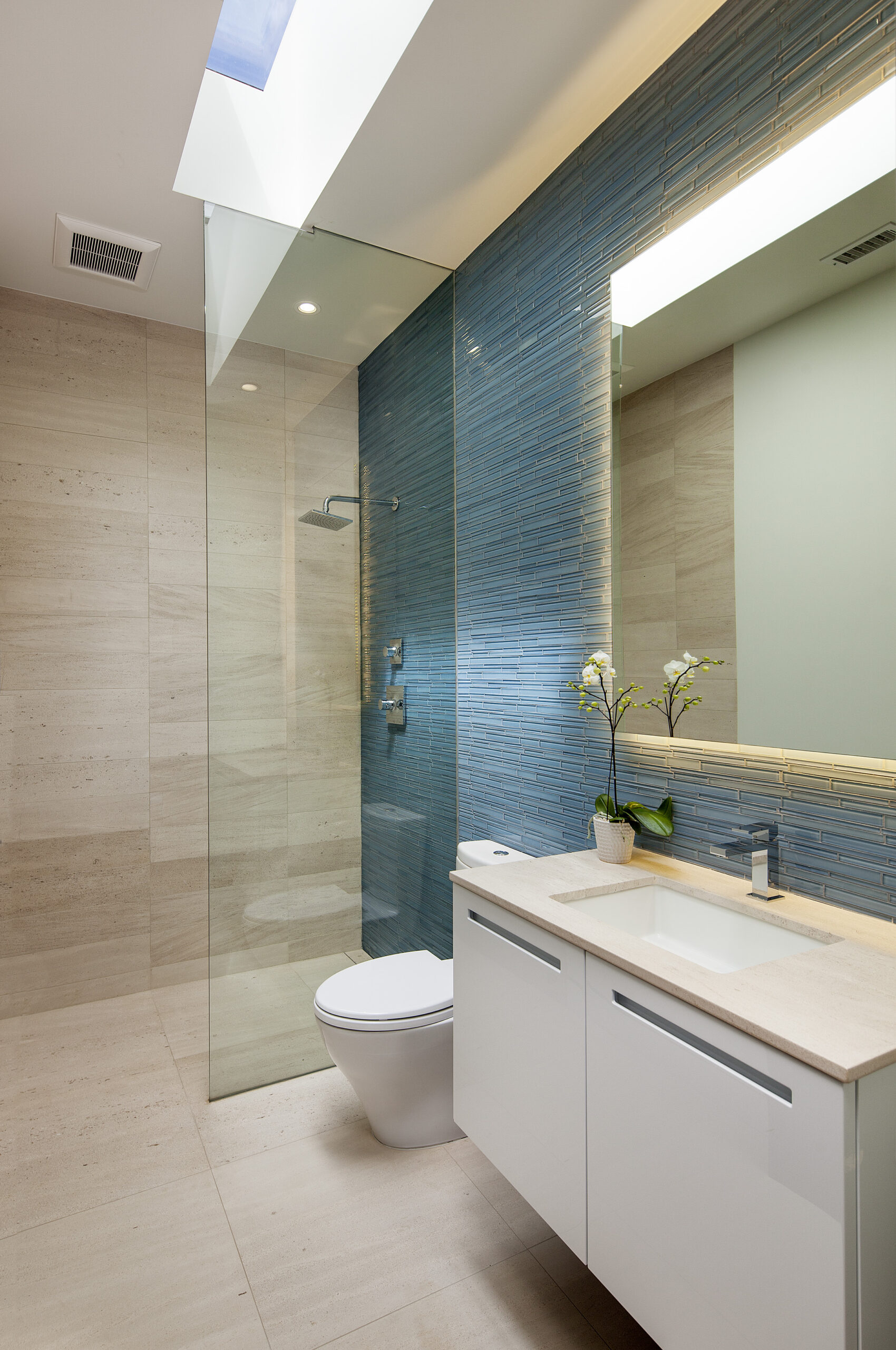 McClean Designs Creates Magnificent Modern Mansion (San Vincente House ...