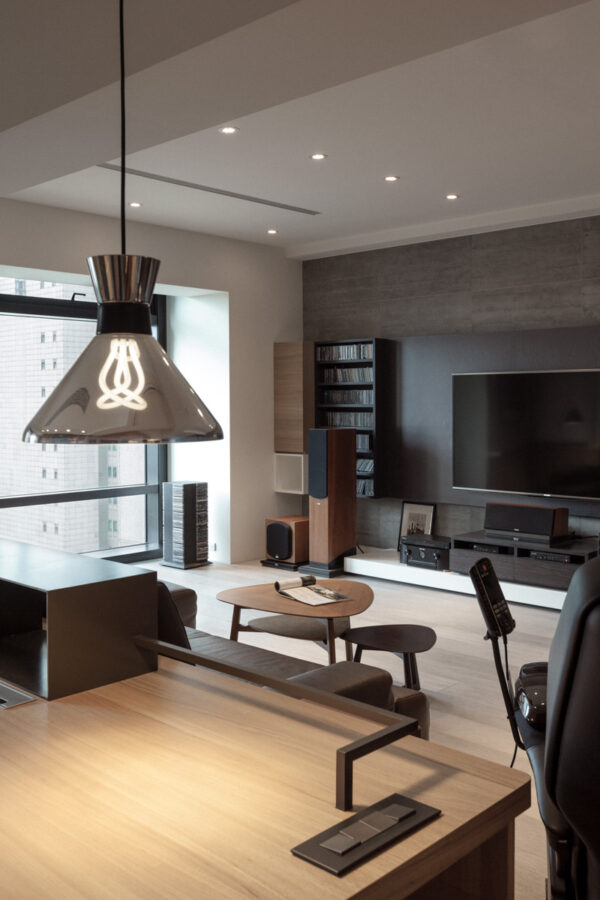 PartiDesign Creates Spacious Open-Concept Apartment Using Extensive ...