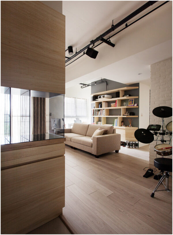 Minimalist Natural Wood Hu Residence by PartiDesign – Home Stratosphere