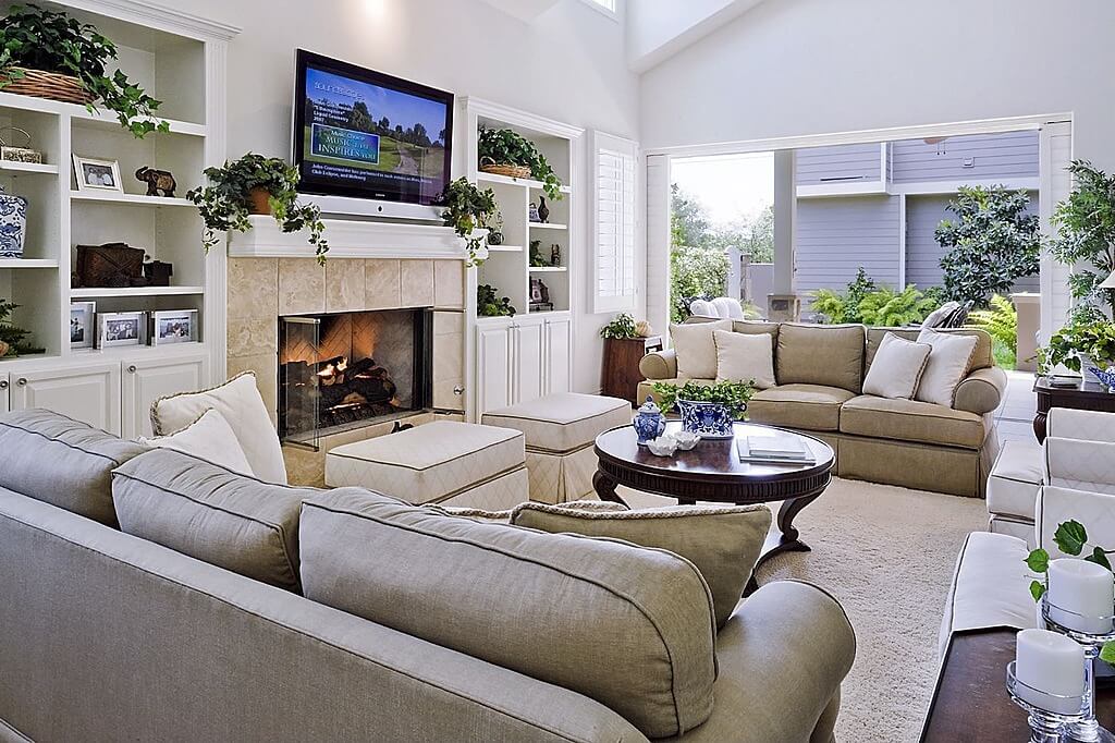 31 Lively Living Rooms Featuring Houseplants – Home Stratosphere