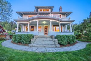 American Foursquare Interior Design Photos (2 Magnificent Homes) – Home ...