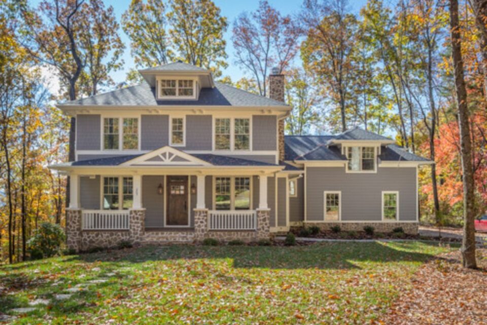 38 American Foursquare Home Photos PLUS Architectural Details