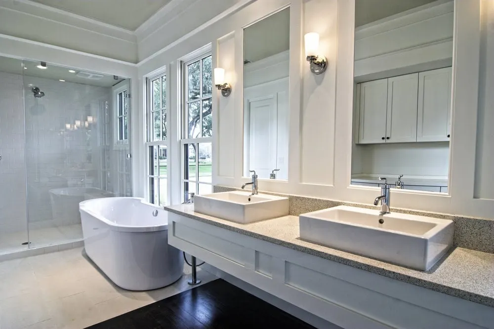 24 Primary Bathrooms Featuring Design Ideas for Double Sinks - Home ...