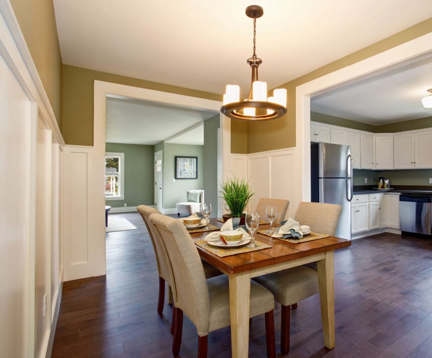 101 Dining Rooms with Hardwood Flooring (Photos)