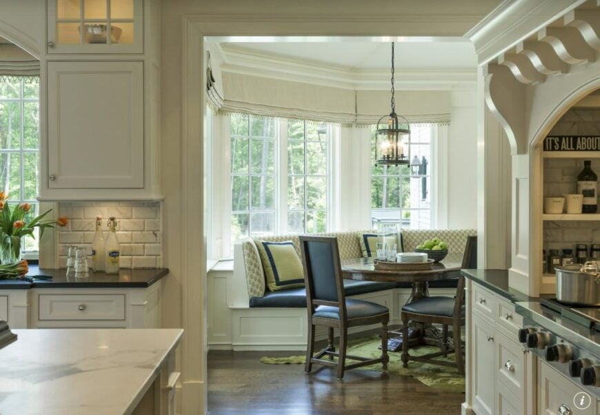 14 Kitschy Kitchens with BuiltIn Dining Nooks