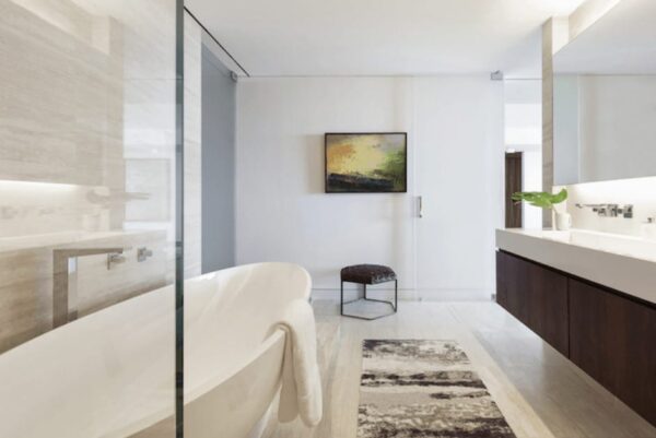 44 Transitional Style Primary Bathroom Ideas (Photos) – Home Stratosphere