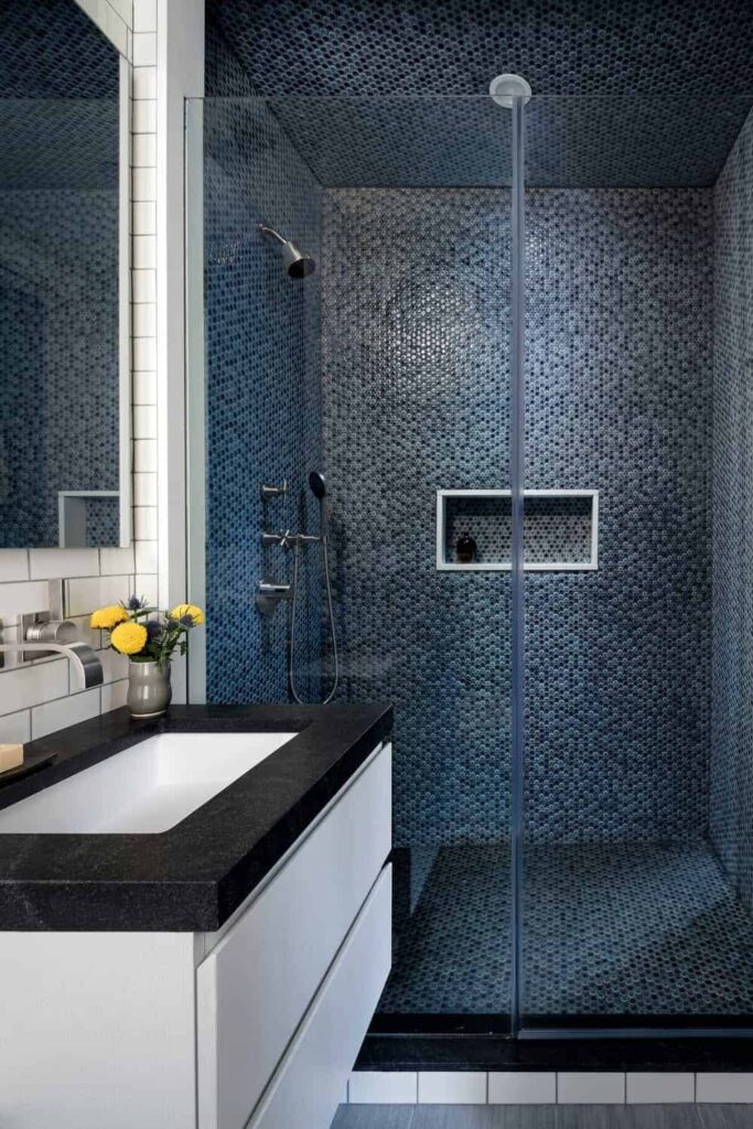 44 Transitional Style Primary Bathroom Ideas (Photos) – Home Stratosphere