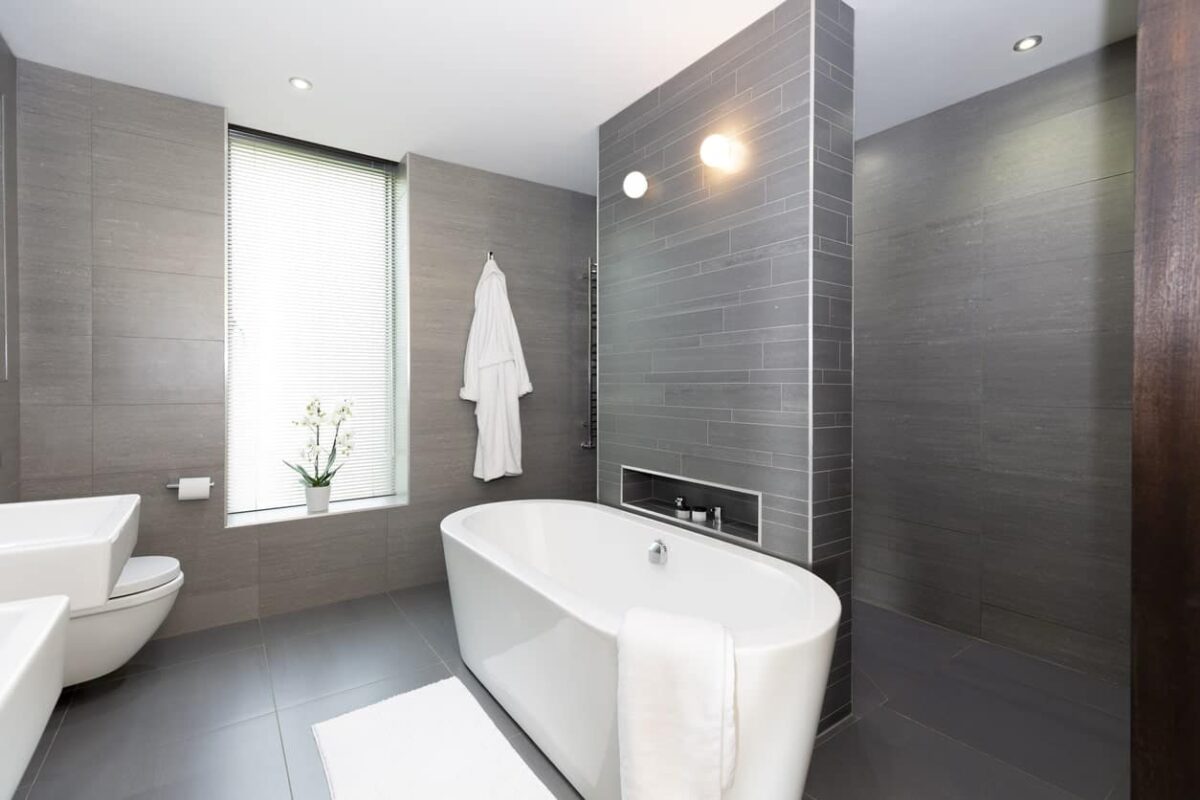 44 Transitional Style Primary Bathroom Ideas (Photos) – Page 2 – Home ...