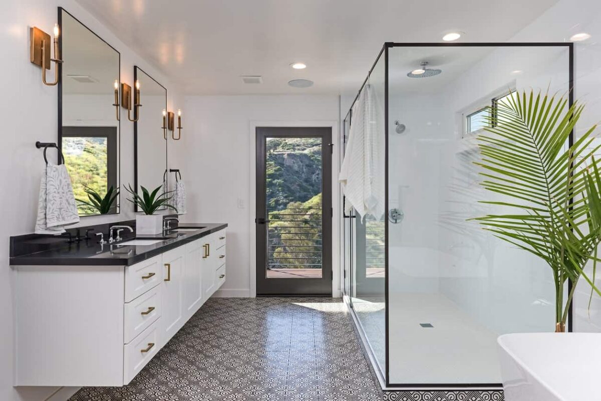44 Transitional Style Primary Bathroom Ideas (Photos) – Page 2 – Home ...