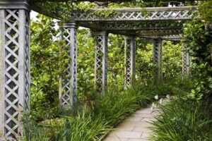 101 Walkway Ideas and Designs (Photos) – Home Stratosphere