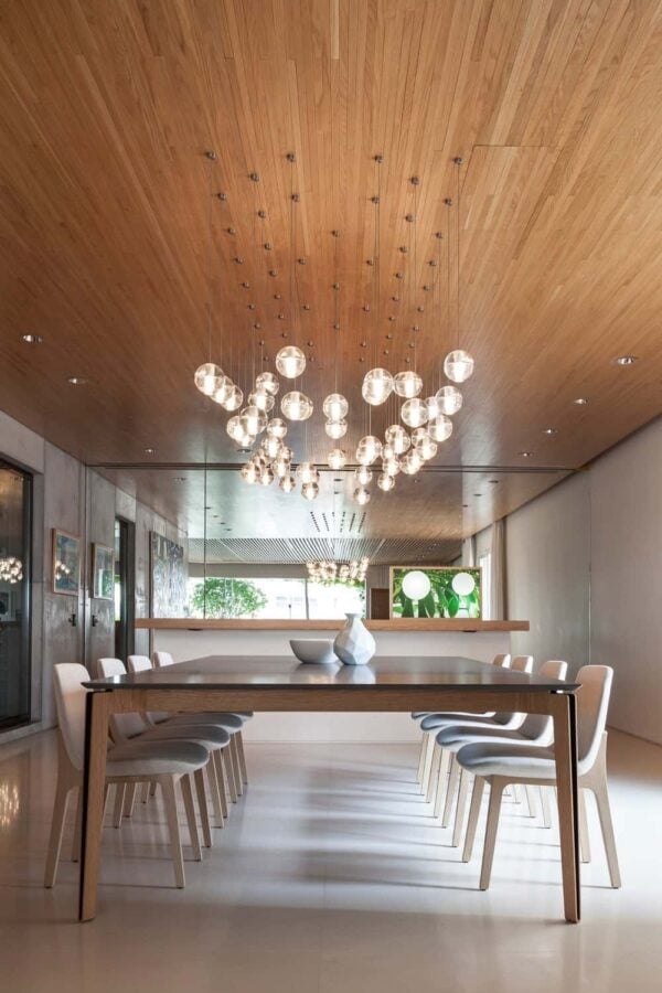 26 Trending Dining Rooms Designed with Latest in Pendant Lighting