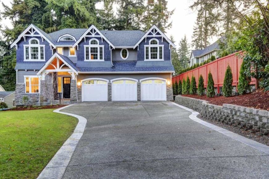 31 Houses with a Blue Exterior (Photos - All Types of Blue)