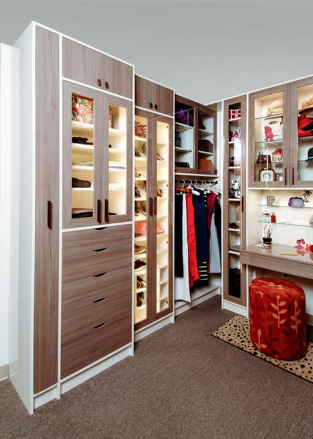 50 Modern Closet Ideas (Photos)