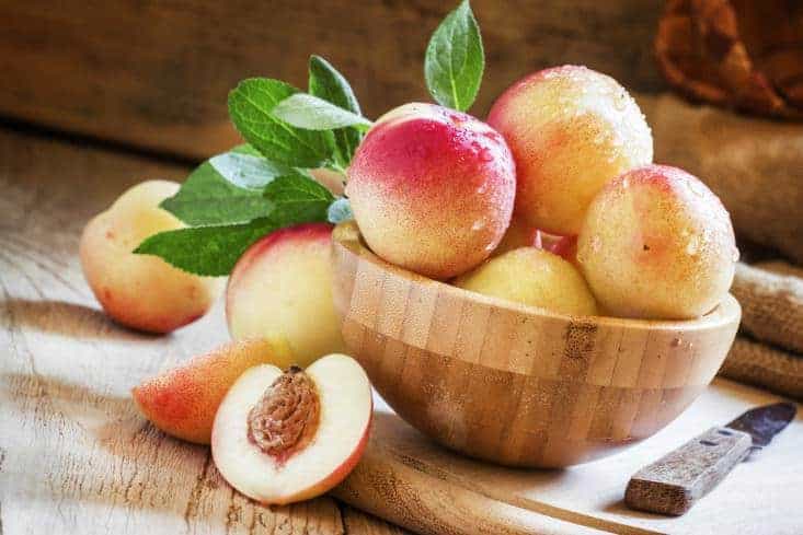 Washed nectarines in a bowl