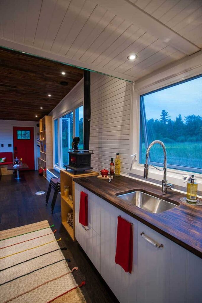 27 Clever Tiny House Kitchen Ideas (Photos) – Home Stratosphere
