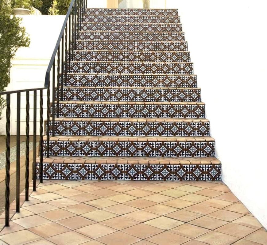 50 Staircases With Tile Flooring (Photos)