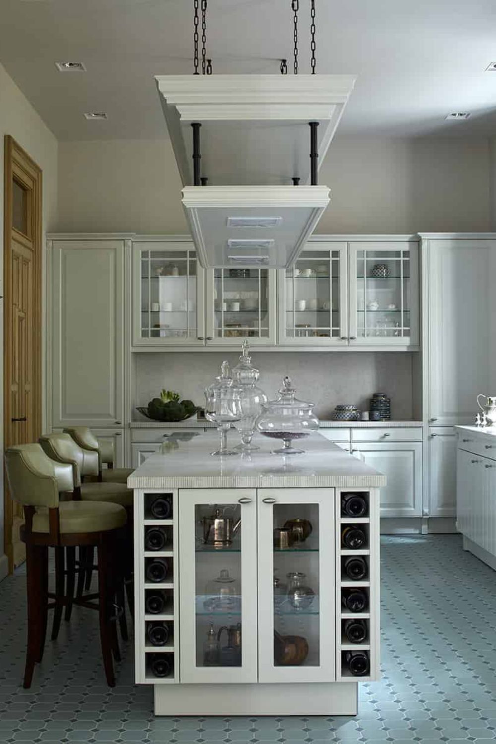 21 Traditional Kitchen Ideas Showcase Timeless Design Elements