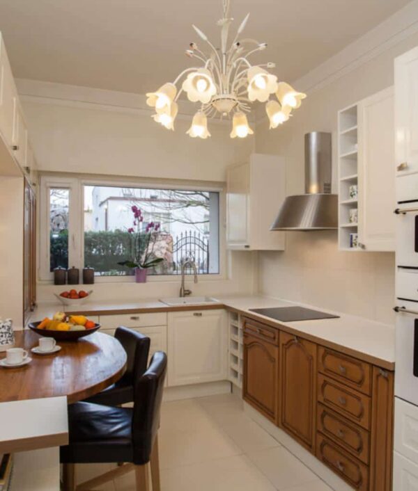 23 Illuminating Kitchen Ideas Enhanced with Chandelier Lighting