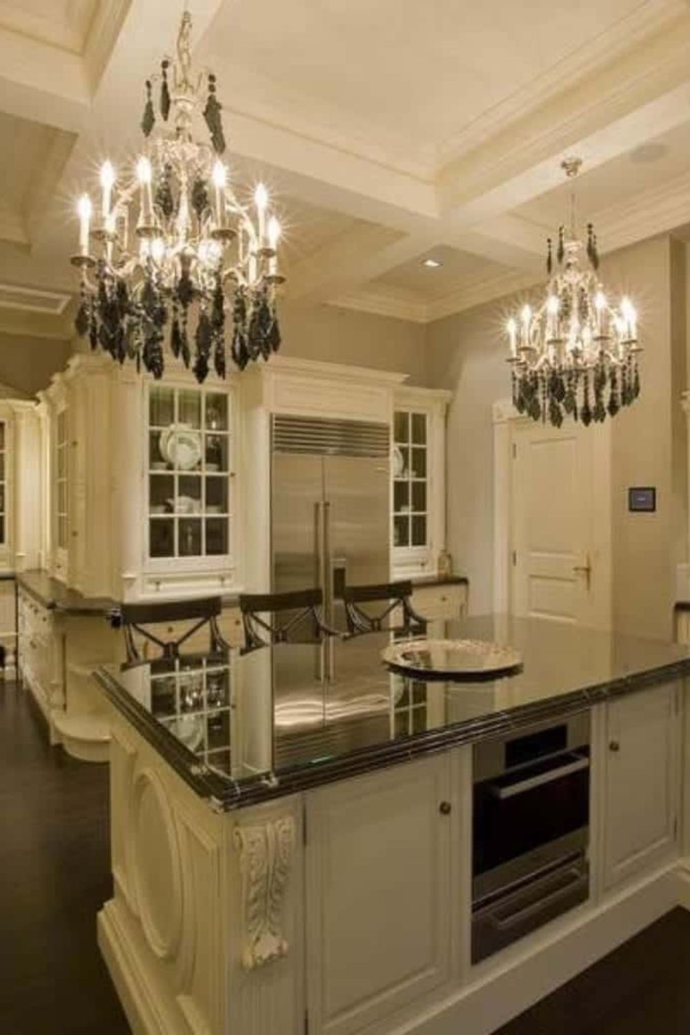 23 Illuminating Kitchen Ideas Enhanced with Chandelier Lighting