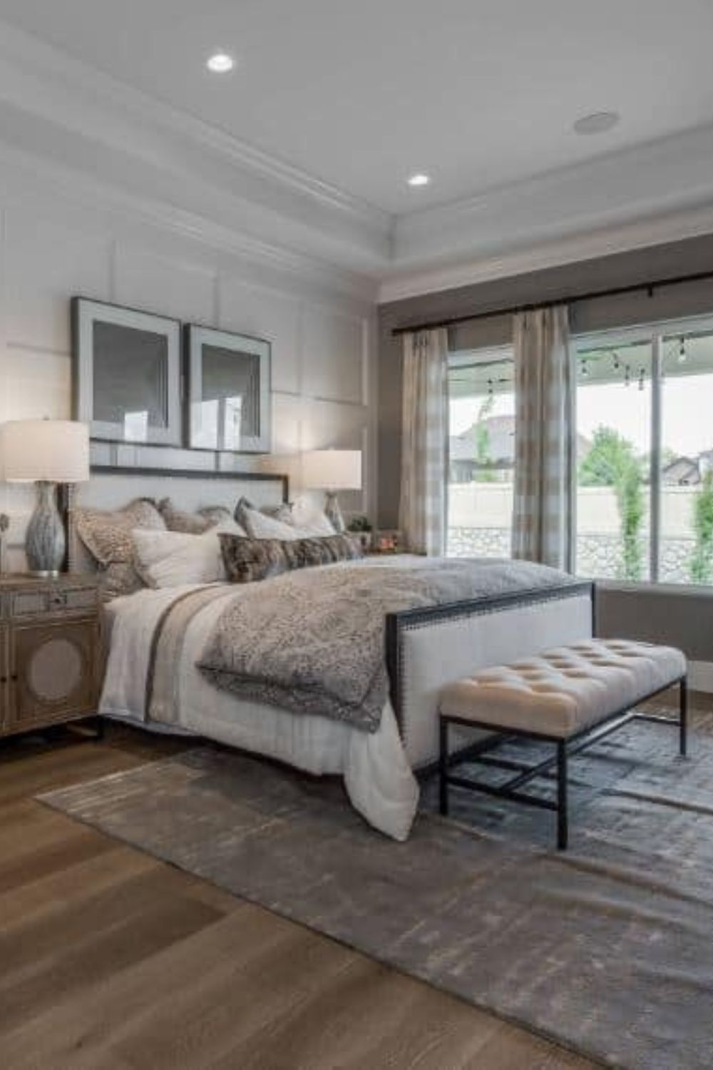 22 Traditional Primary Bedroom Ideas Influenced by Timeless Design Elements