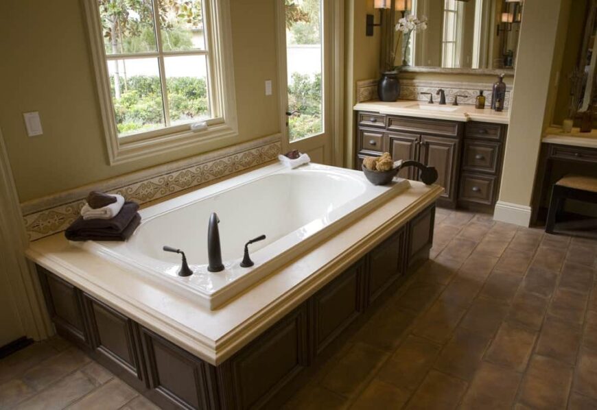 95 Brown Bathroom Ideas (Photos)