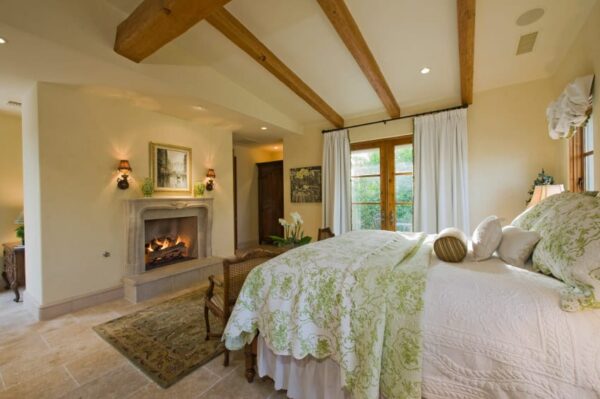 Small Space, Big Impact: 23 Medium Bedroom Ideas to Maximize Design ...