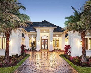 Super-Luxurious Mediterranean House