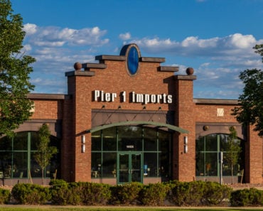 Pier 1 Imports Store