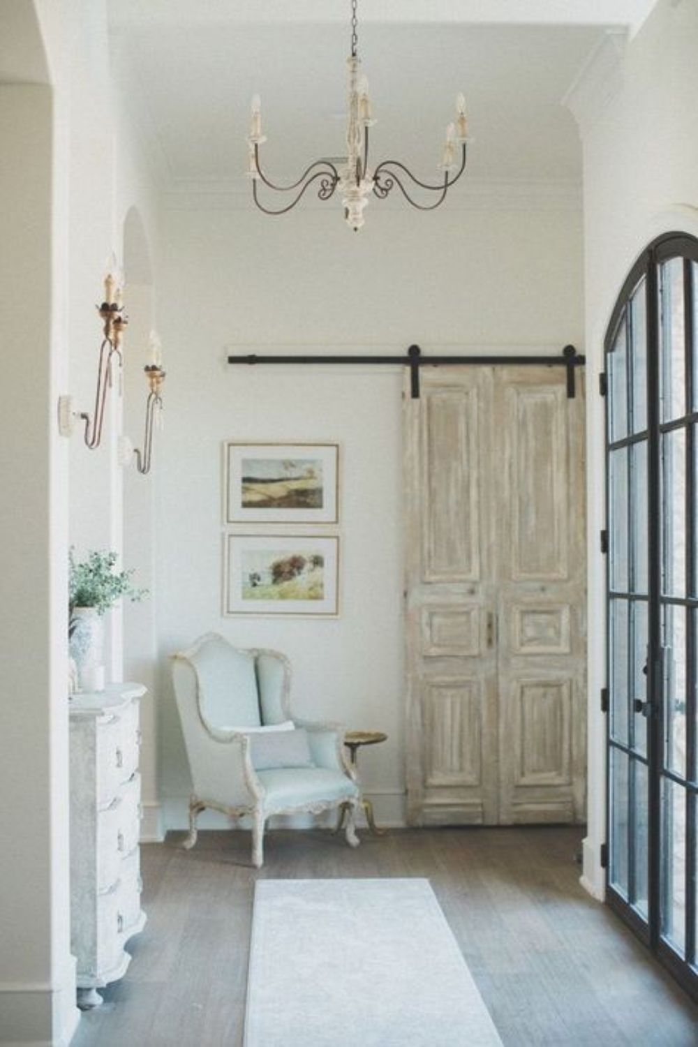 15 Shabby-Chic Style Foyer Ideas – Home Stratosphere