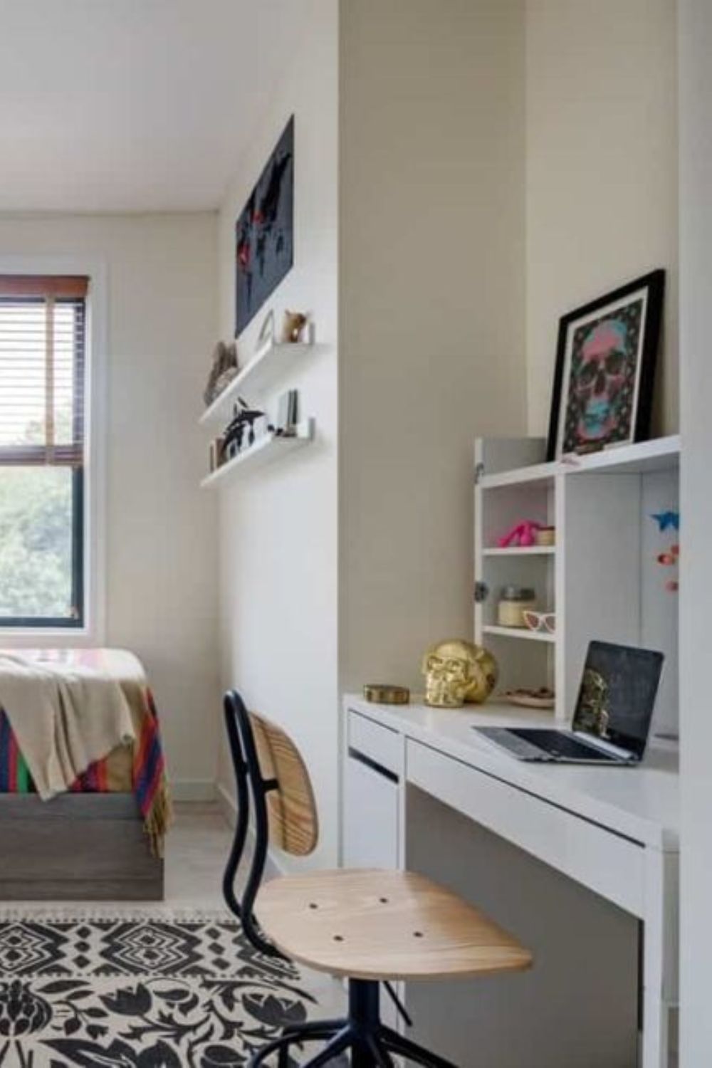 Beautiful view of Studio Apartment Home Office Ideas