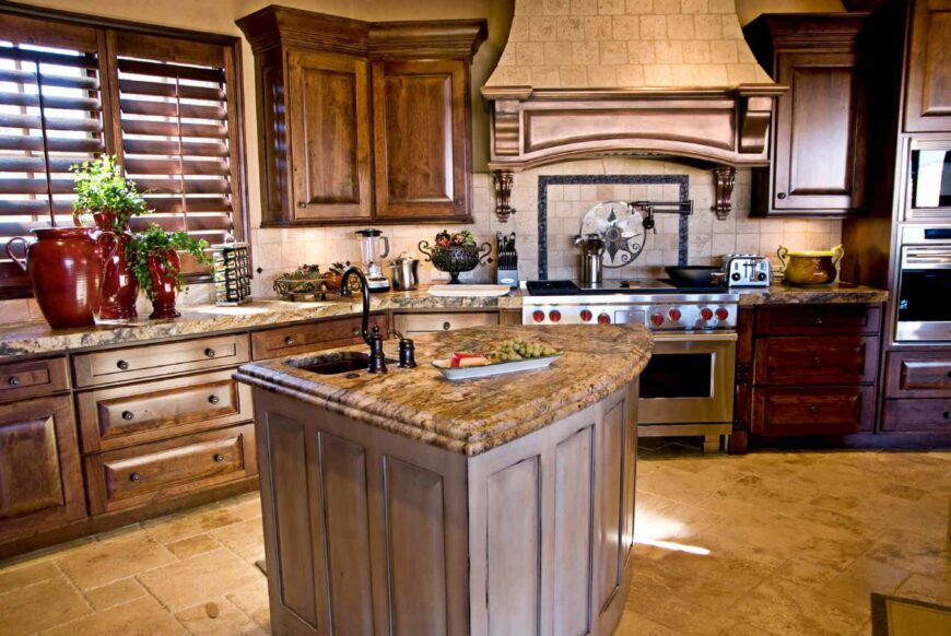 45 Kitchens with Angled Kitchen Islands (Photos)