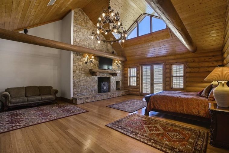 45 Mansion Primary Bedroom Designs (Photos) - Home Stratosphere