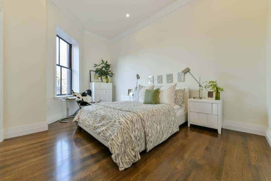 15 Townhouse Bedroom Ideas (Photos)