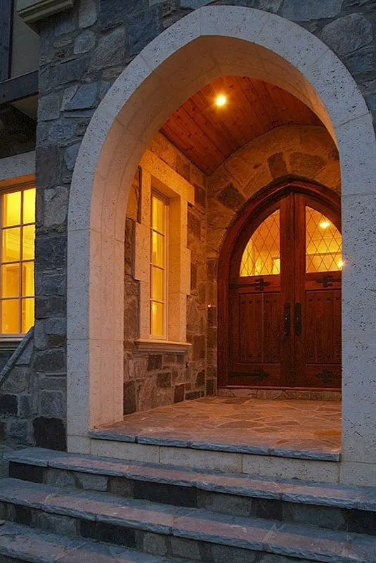 Luxury Tudor Floor Plan Flaunts its Gothic and Renaissance Roots