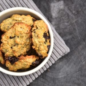 A bowl of delicious vegan peanut butter and banana cookies.