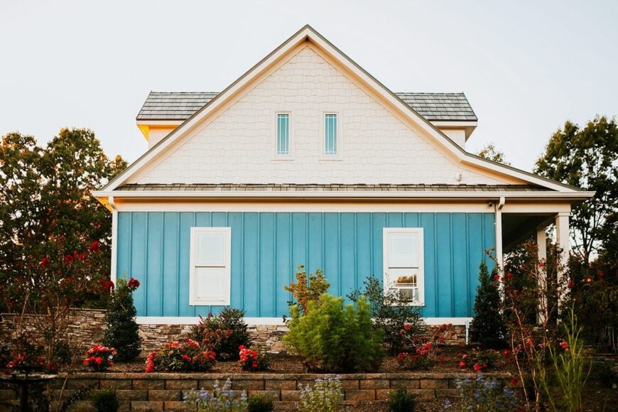 Striking brick planters complement well with the classic bungalow house.