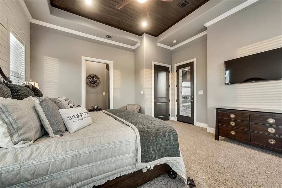 Elegant Bedroom with Modern Amenities