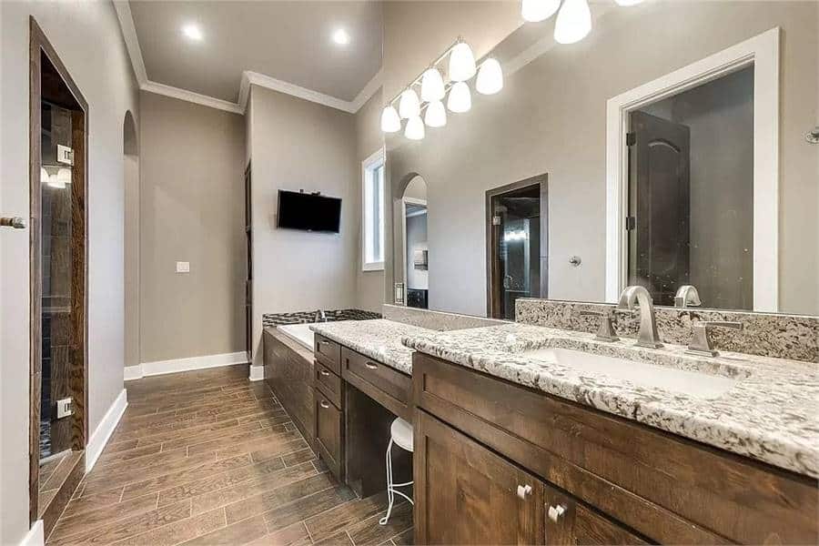 Modern Bathroom with Dual Sinks and Soaking Tub