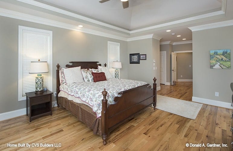 Elegant Bedroom With Artistic Flair and Warmth