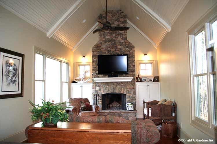 Vaulted Ceilings With Exposed Beams Highlight Elegant Space