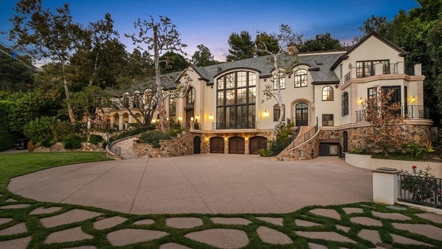 40 Beautiful Celebrity Homes in Beverly Hills