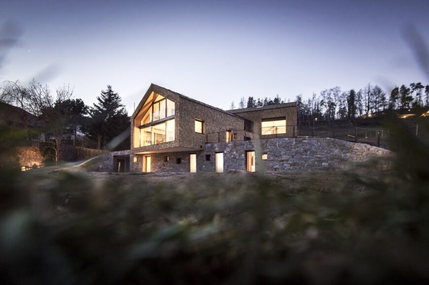 9 Scandinavian-Style Homes - Exterior and Interior Examples & Ideas ...