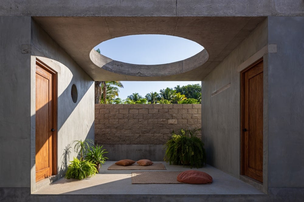 This is the open area in the middle of the two structures with a small zen garden topped with a round skylight.