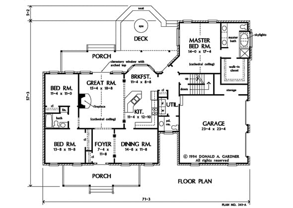 Main level floor plan showing the basement stairs location.