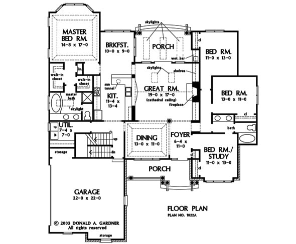 Main level floor plan showing the basement stairs location.