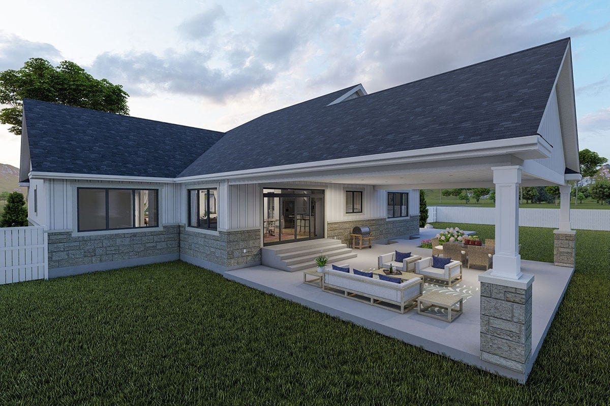 Charming Single-Story House with Gable Roof Design