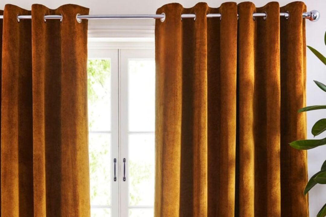 8 Different Types of Curtain Fabric