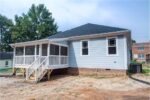 Single-Story 3-Bedroom Country Style Ranch for a Narrow Lot with Open ...