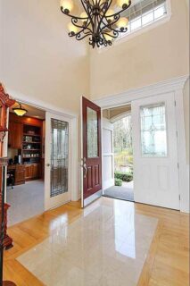 10 Shingle Style House Foyer Ideas (Photos) – Home Stratosphere